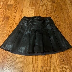 NWT Katie J NYC Girl’s Leather Pleated Skirt Size M